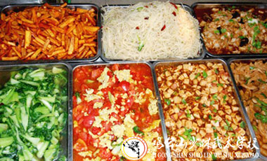 學(xué)生日?；锸? />
                        <h4>學(xué)生日?；锸?/h4>
                    </a>
                </li>
                <li>
                    <a href=